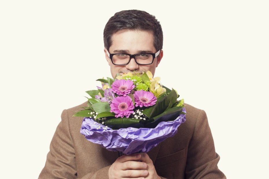 8 Signs That Nice Guy Is Actually A Jerk In Disguise | Women'S Health
